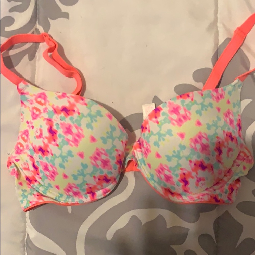 Victoria secrets bra
